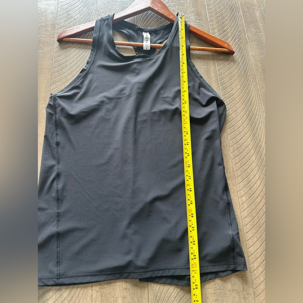 Athleta Ultimate Train Racerback Tank in Black size Small - Picture 8 of 10